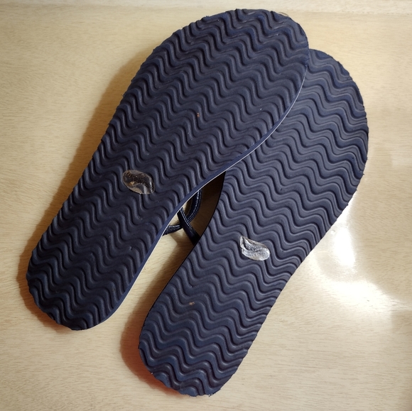 Vera Bradley Large Starry Night (Summer 2010) Braided Flip Flops. - Picture 6 of 10